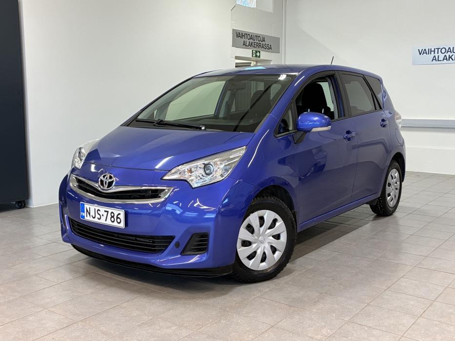 Toyota Verso-S 2014