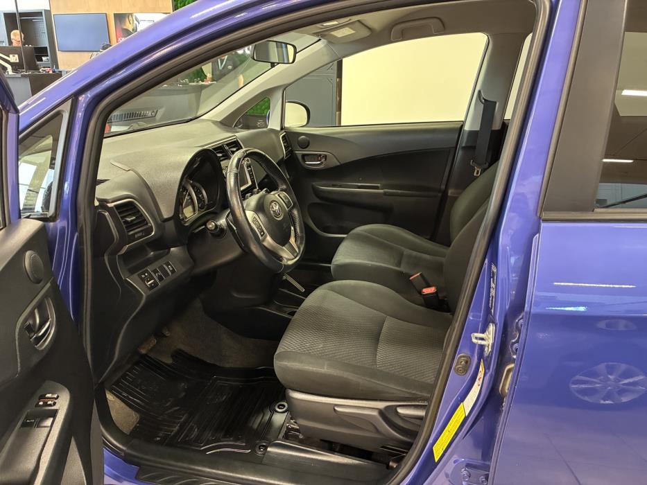 Toyota Verso-S 2014