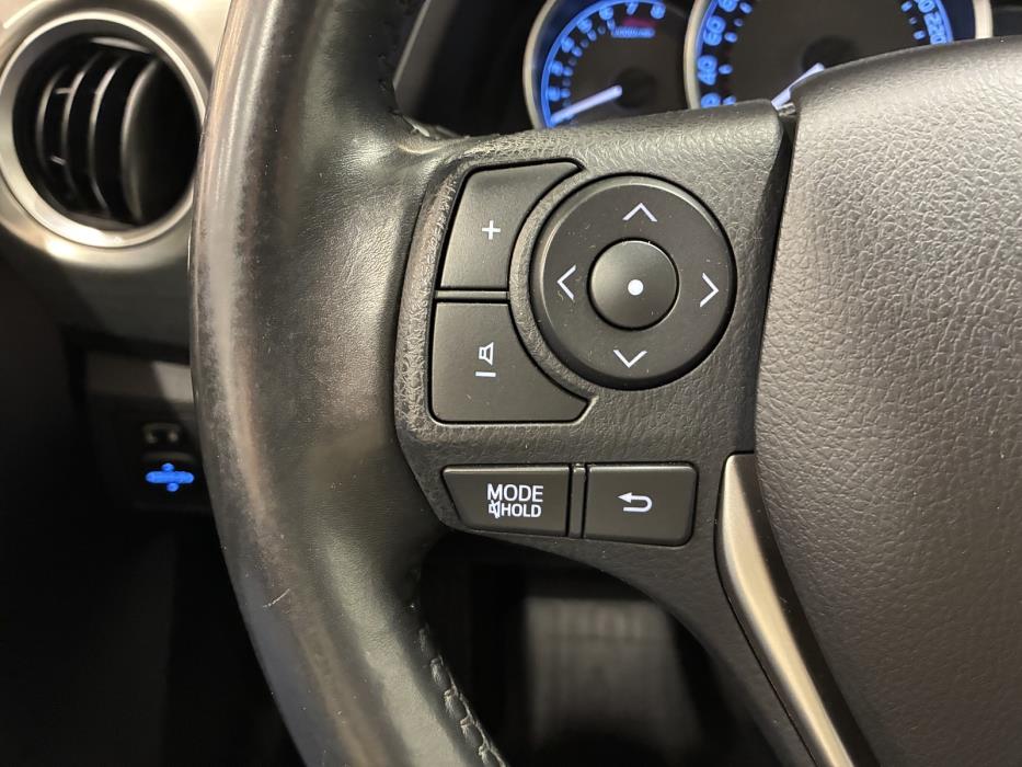 Toyota Auris 2013