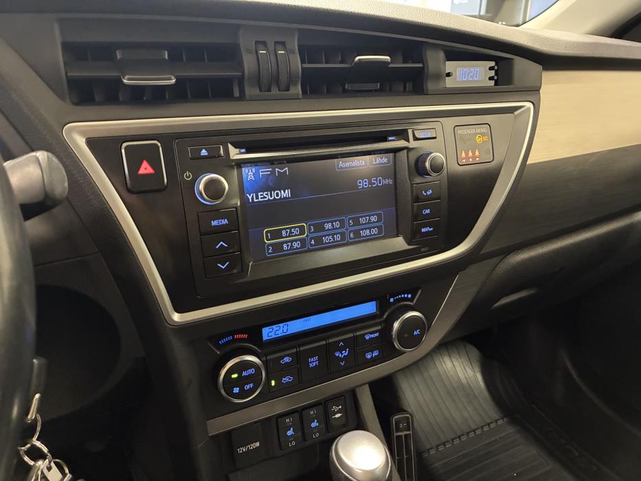 Toyota Auris 2013
