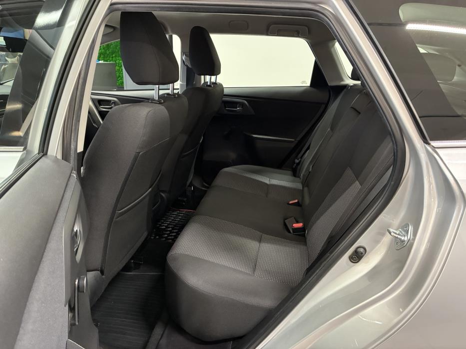 Toyota Auris 2013