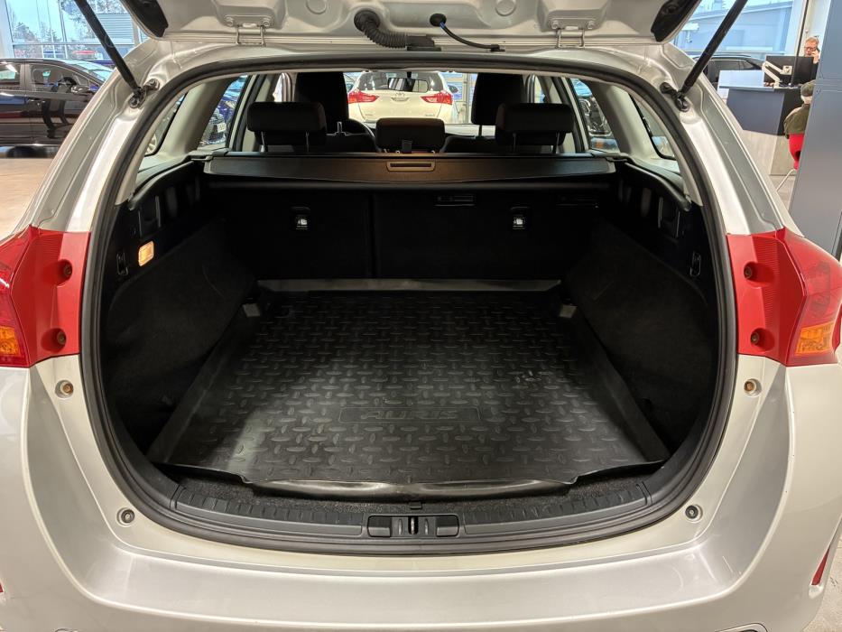 Toyota Auris 2013