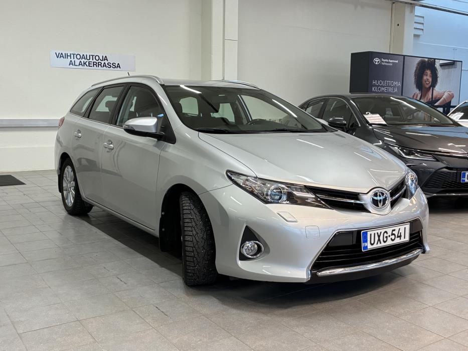 Toyota Auris 2013