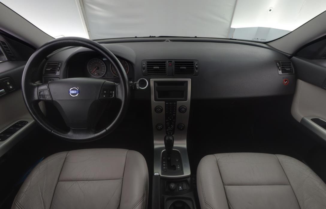 VOLVO V50 2006