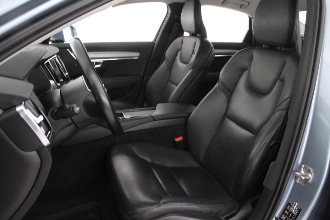 VOLVO S90 2019
