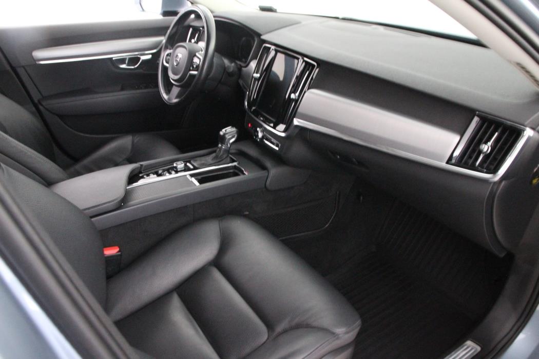 VOLVO S90 2019