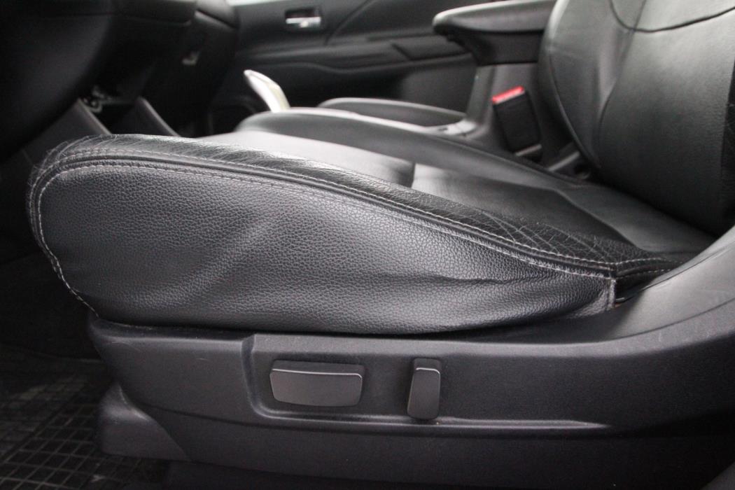 MITSUBISHI Outlander 2013