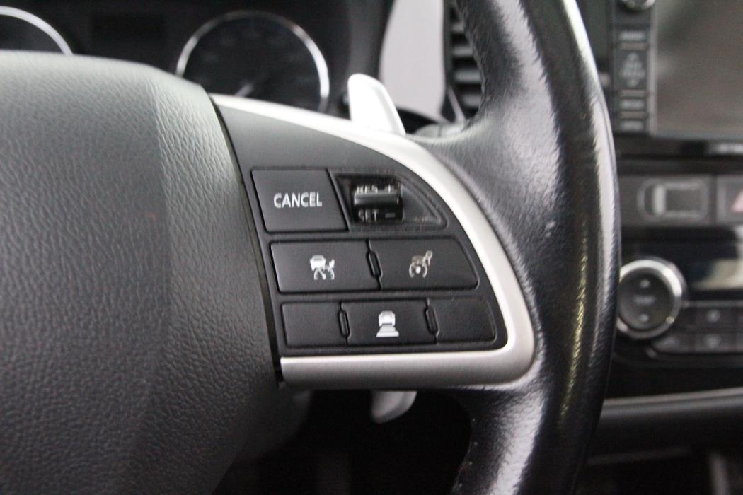 MITSUBISHI Outlander 2013