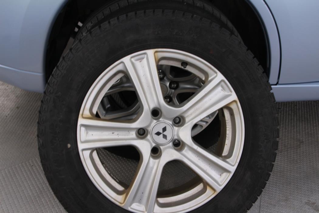 MITSUBISHI Outlander 2013