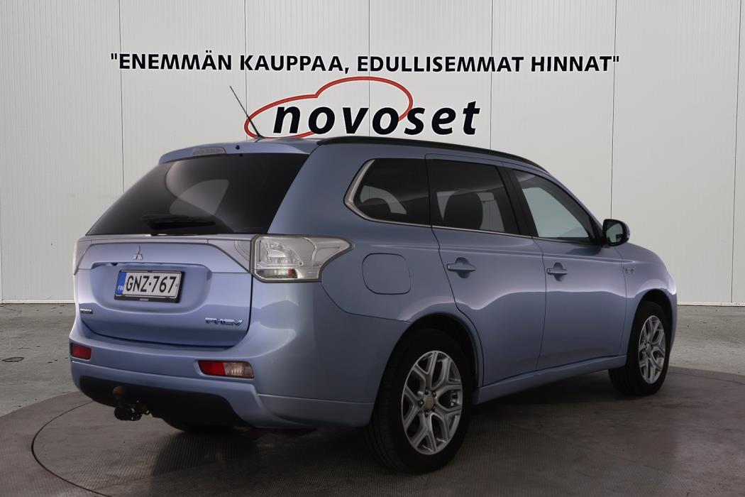 MITSUBISHI Outlander 2013