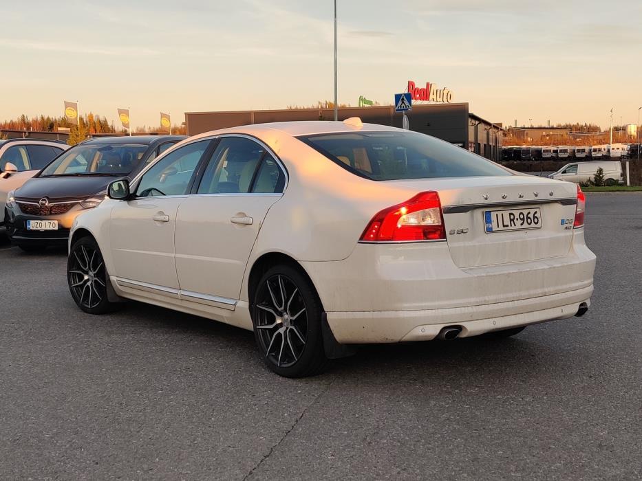 VOLVO S80 2014