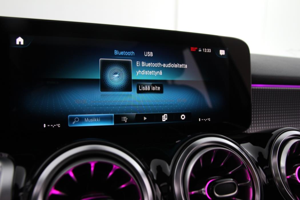 MERCEDES-BENZ EQB 2022