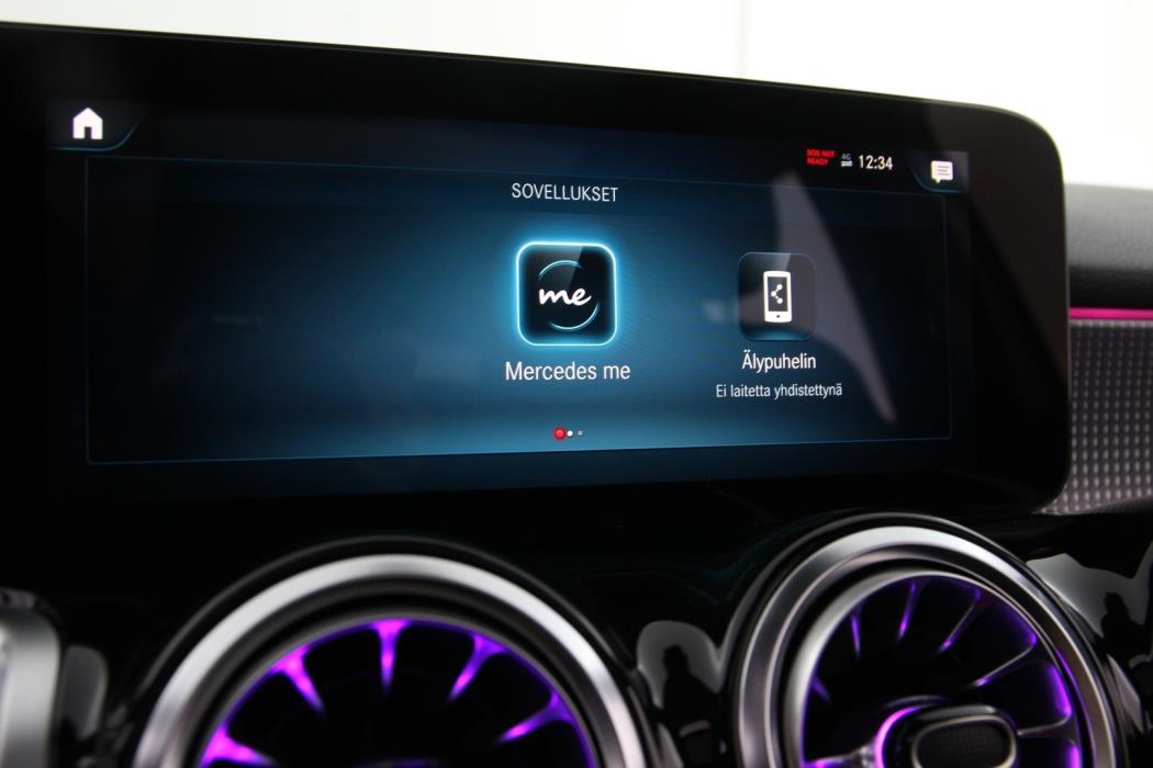 MERCEDES-BENZ EQB 2022