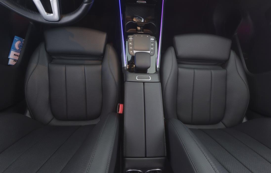 MERCEDES-BENZ EQB 2022