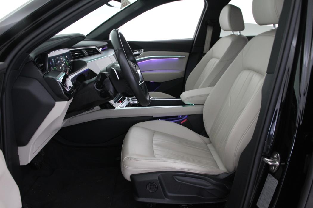 AUDI Q8 E-TRON 2024