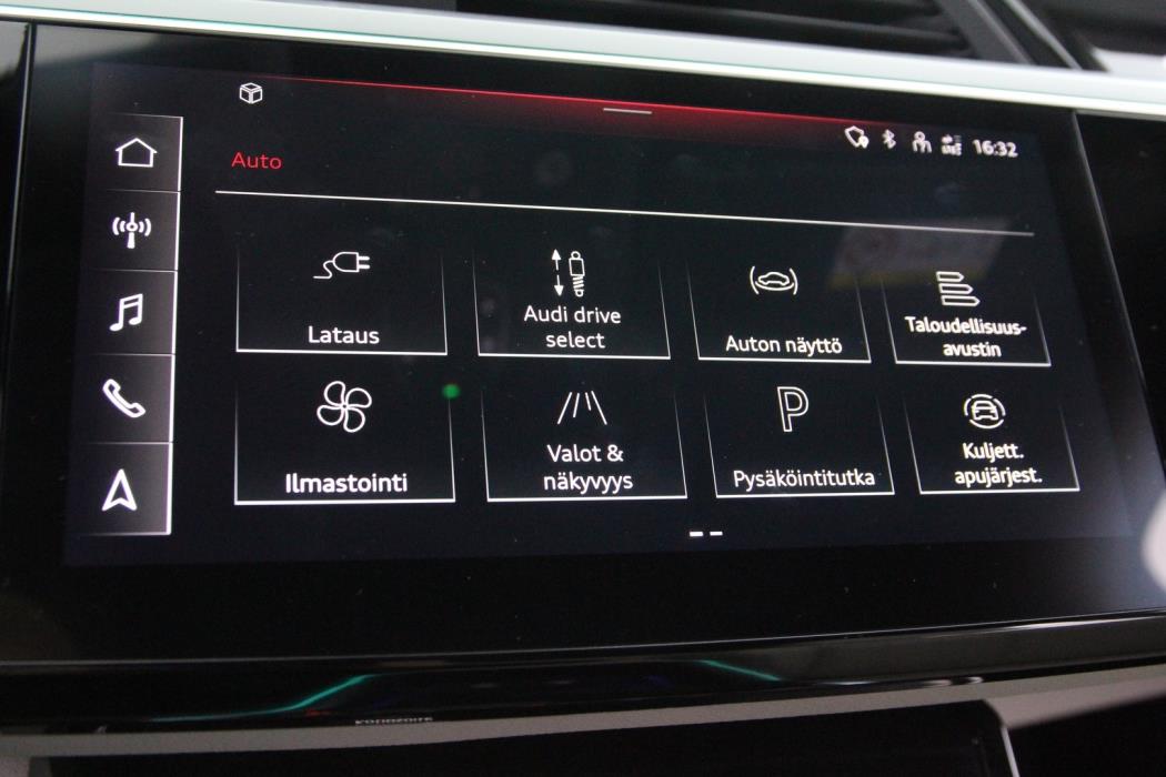 AUDI Q8 E-TRON 2024