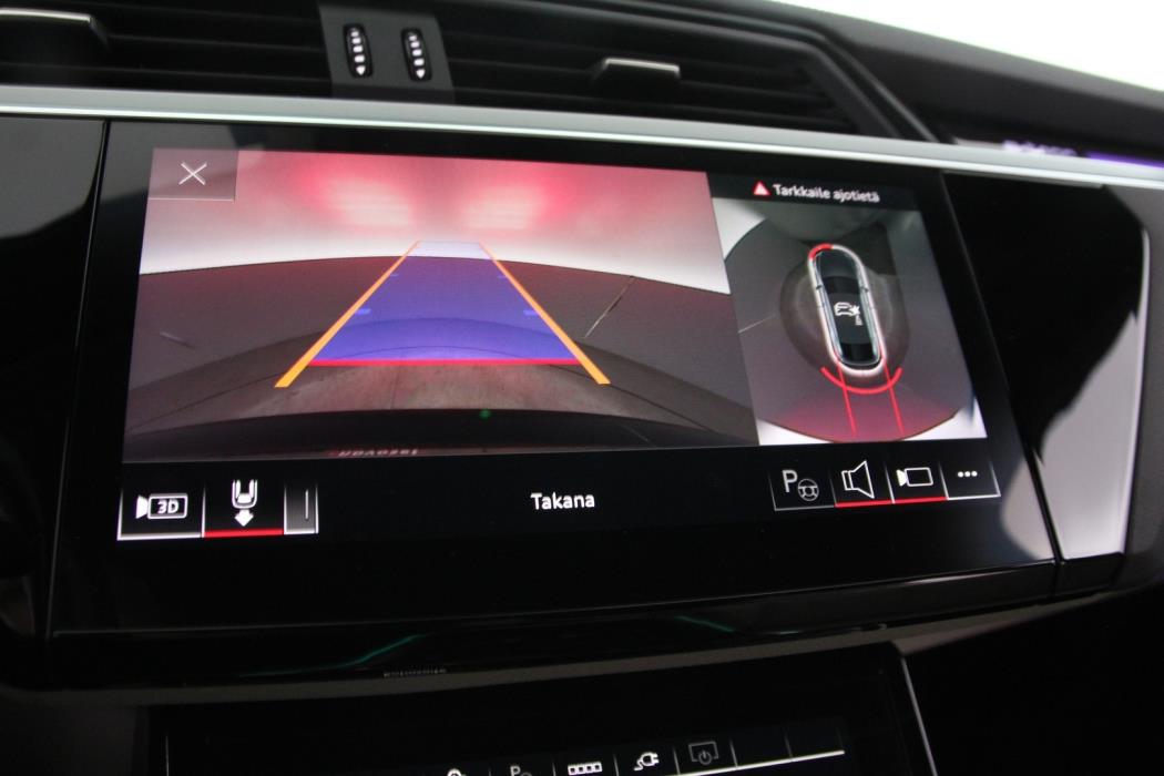 AUDI Q8 E-TRON 2024