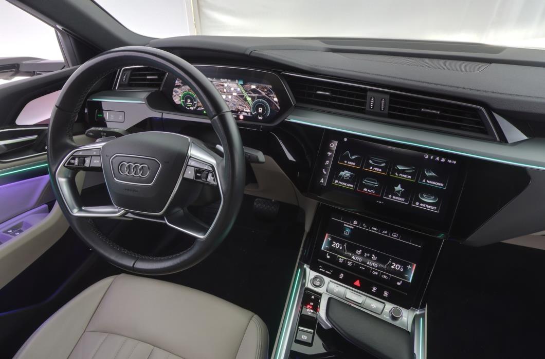 AUDI Q8 E-TRON 2024