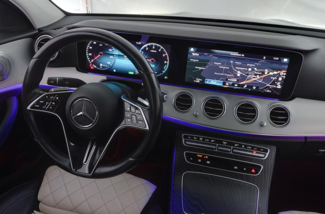 MERCEDES-BENZ E 2021