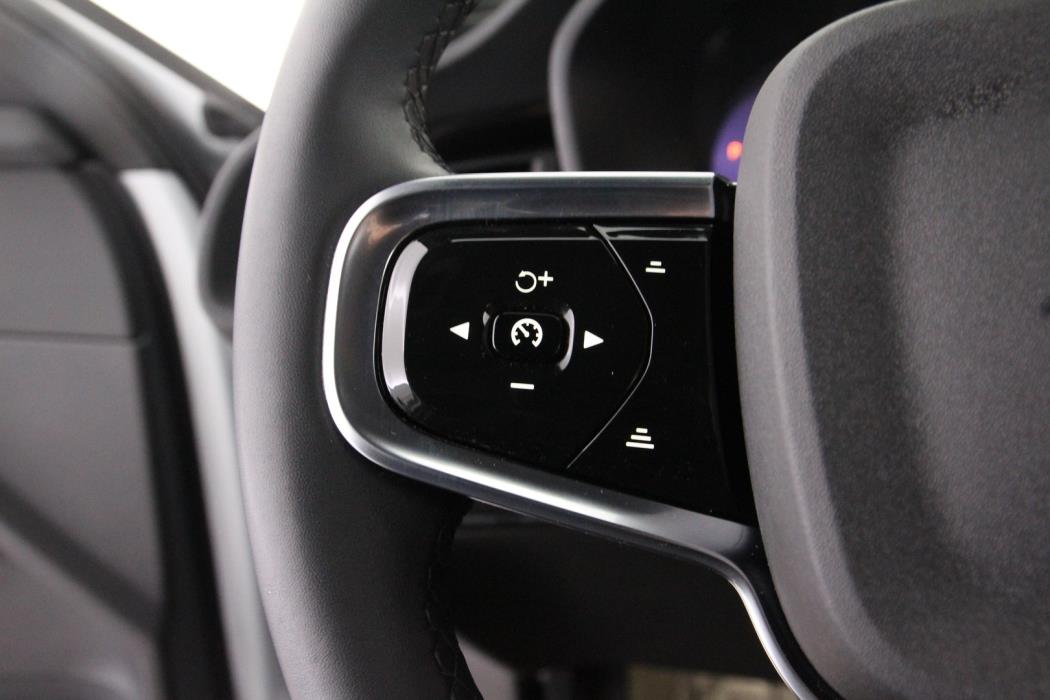 POLESTAR 2 2023