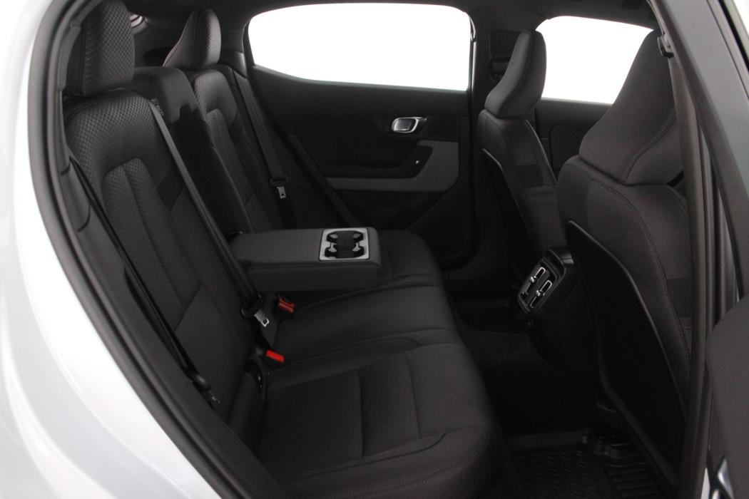 POLESTAR 2 2023