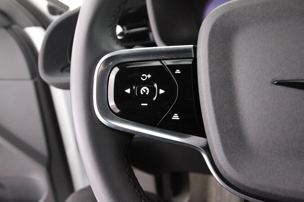 POLESTAR 2 2023