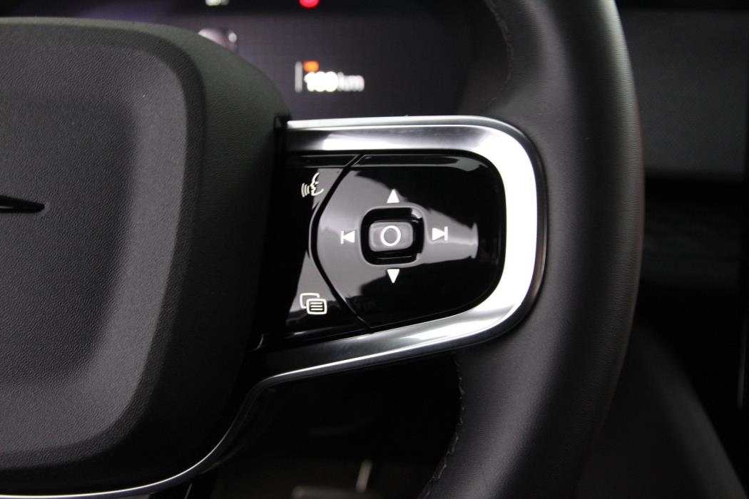 POLESTAR 2 2023