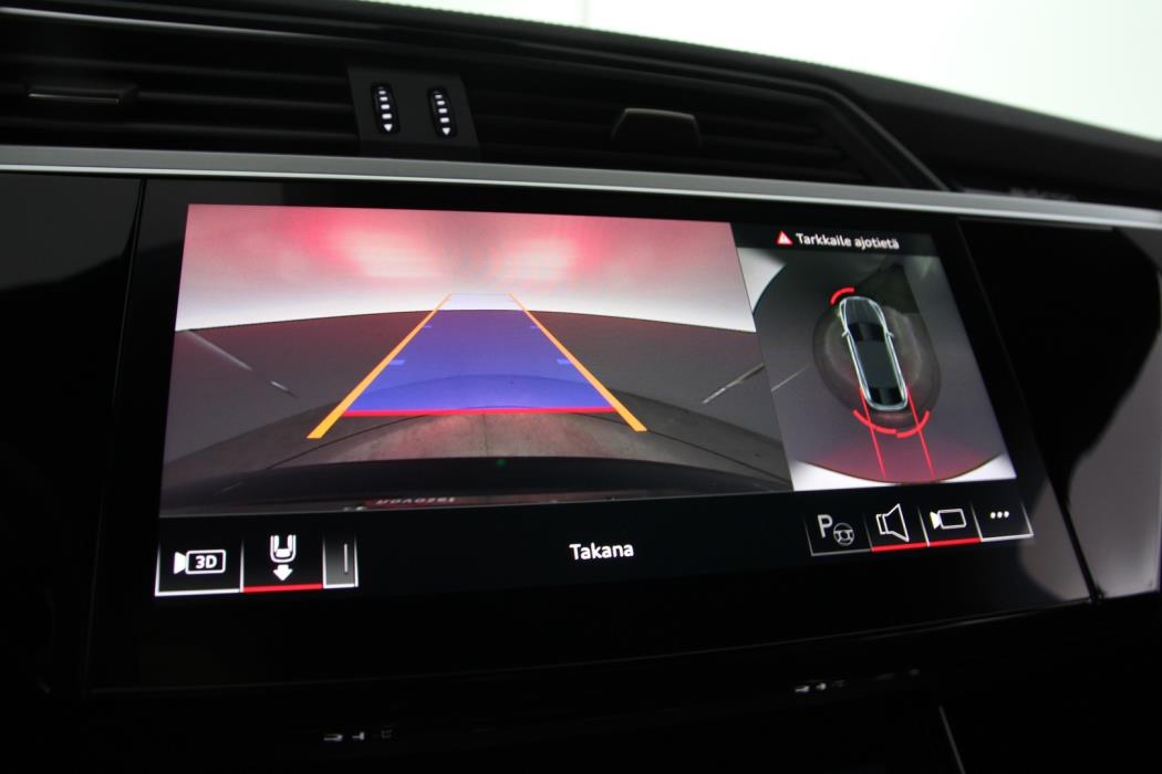 AUDI Q8 e-tron 2024