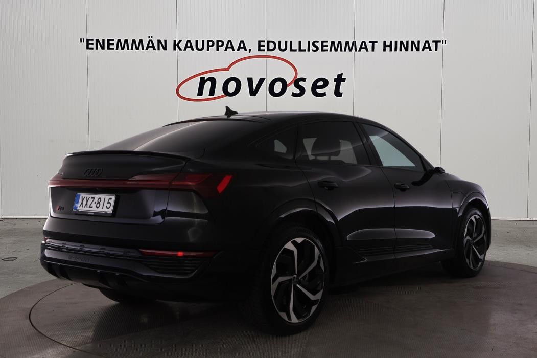 AUDI Q8 e-tron 2024