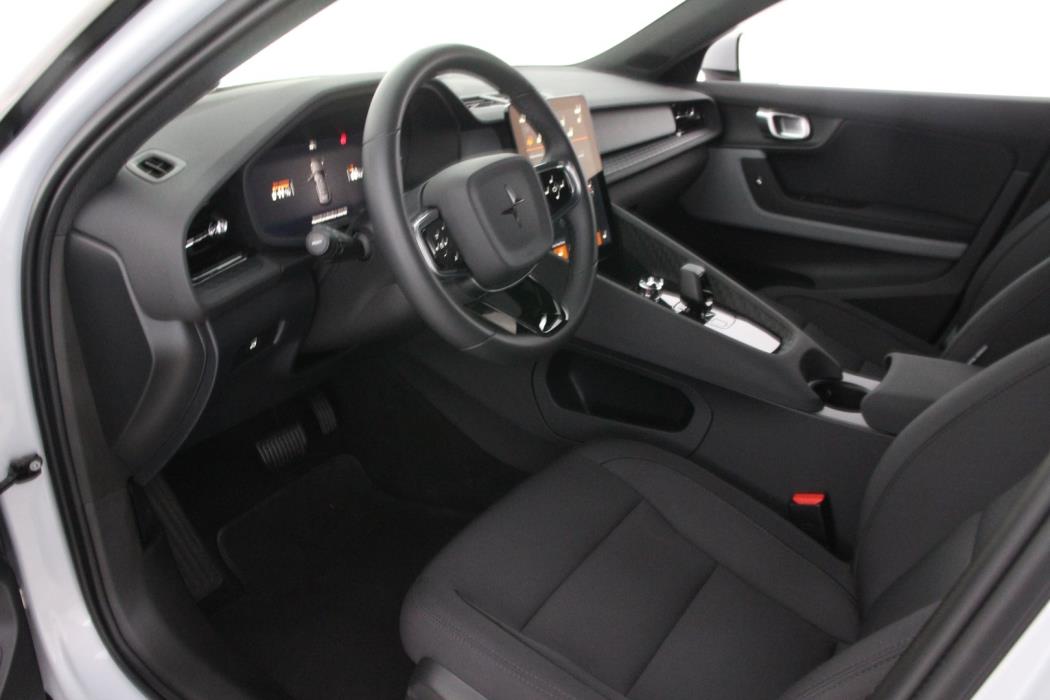 POLESTAR 2 2024