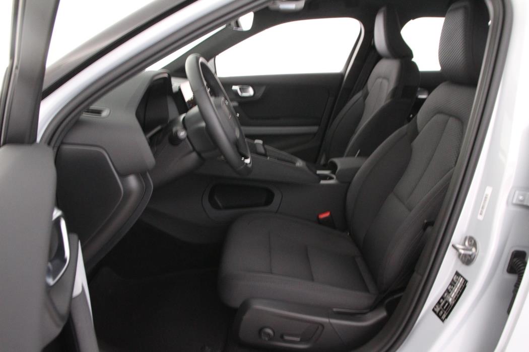 POLESTAR 2 2024