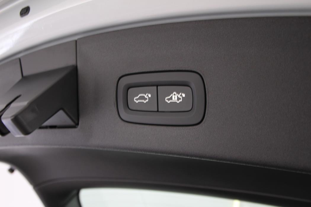 POLESTAR 2 2024