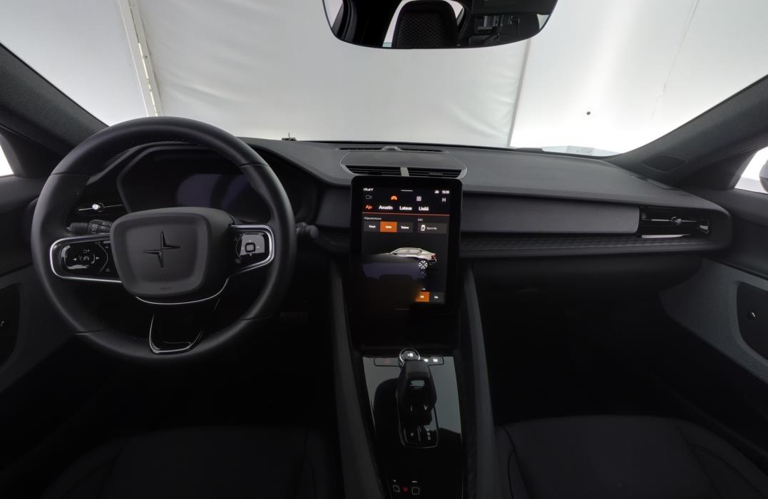 POLESTAR 2 2024