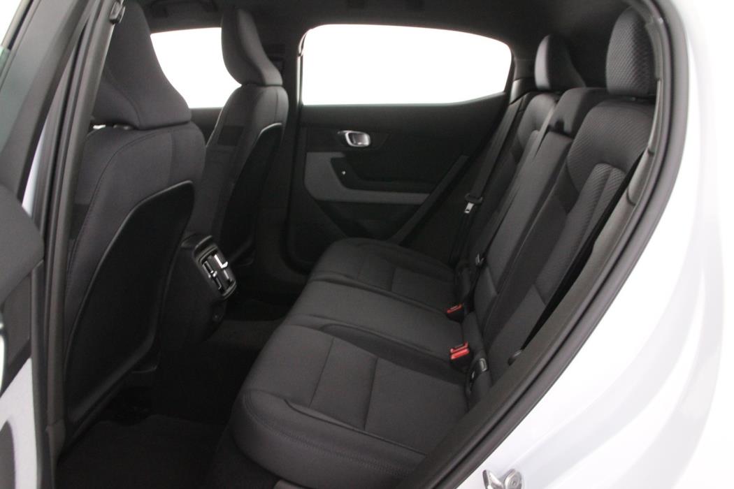 POLESTAR 2 2024