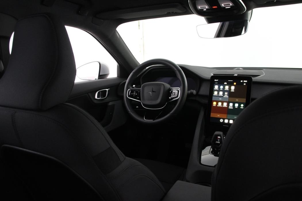 POLESTAR 2 2024