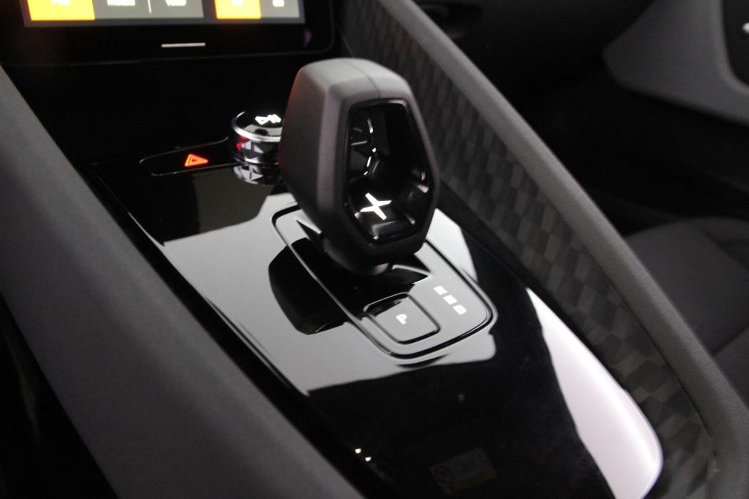 POLESTAR 2 2024