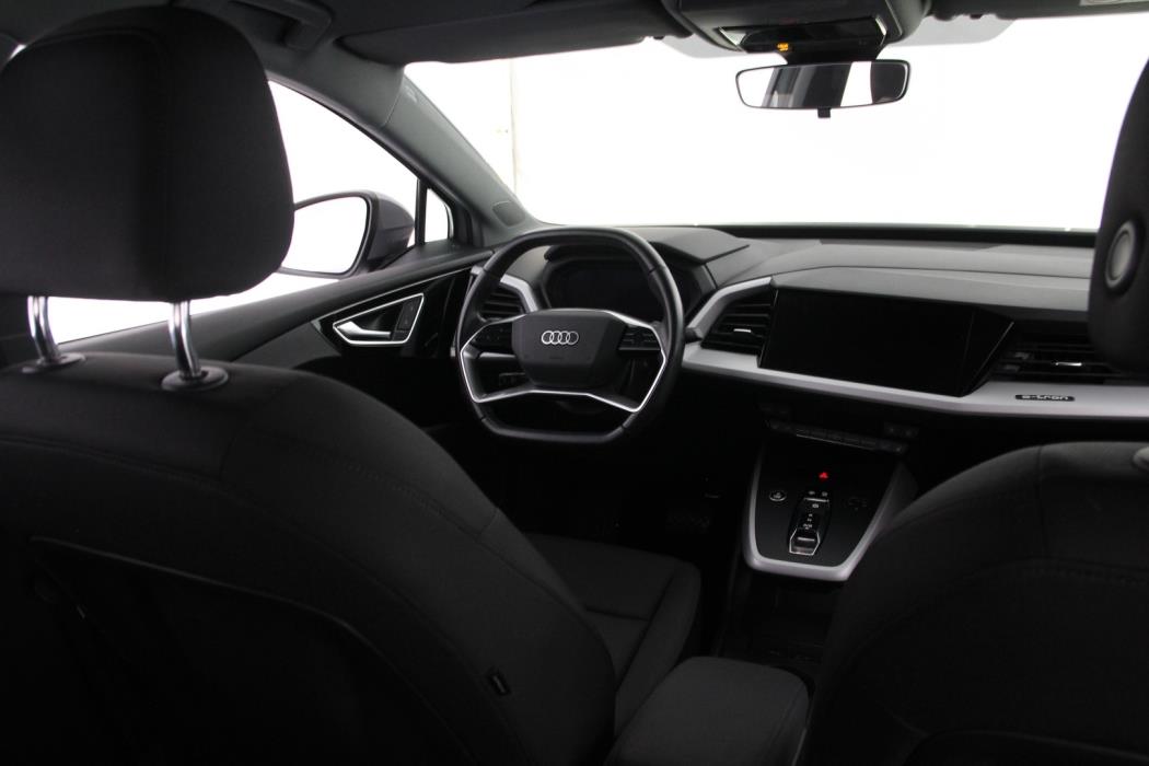 AUDI Q4 e-tron 2022