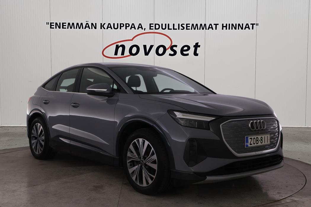 AUDI Q4 e-tron 2022
