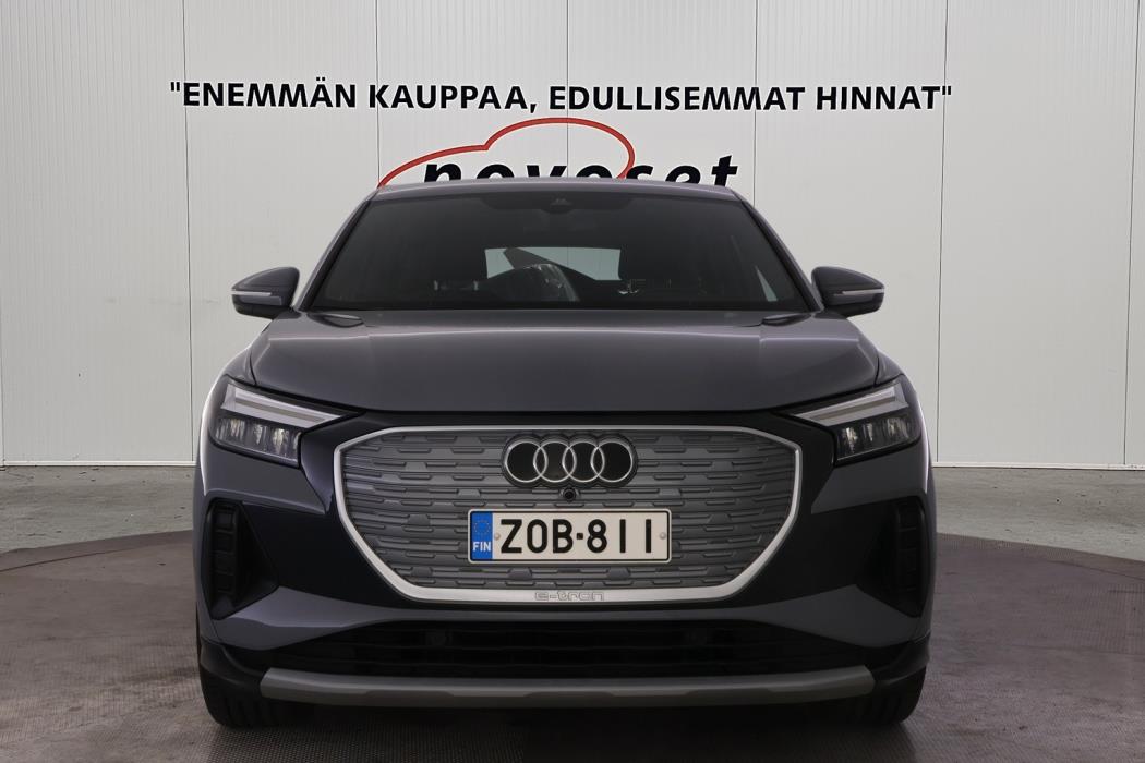 AUDI Q4 e-tron 2022