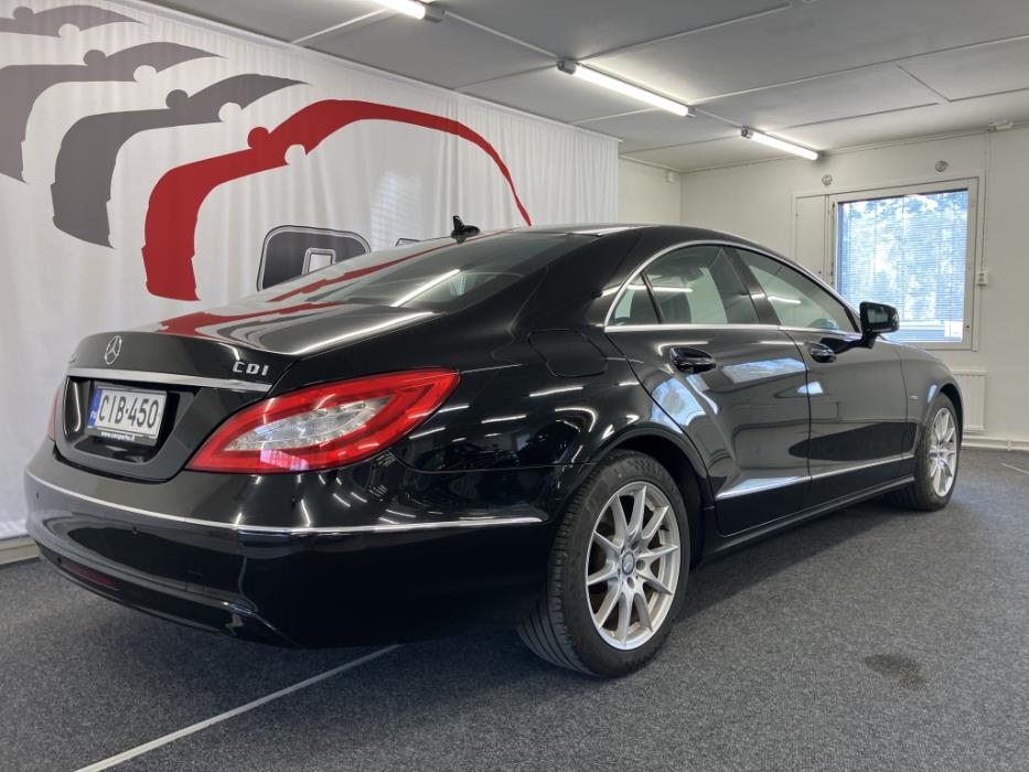 MERCEDES-BENZ CLS 2011