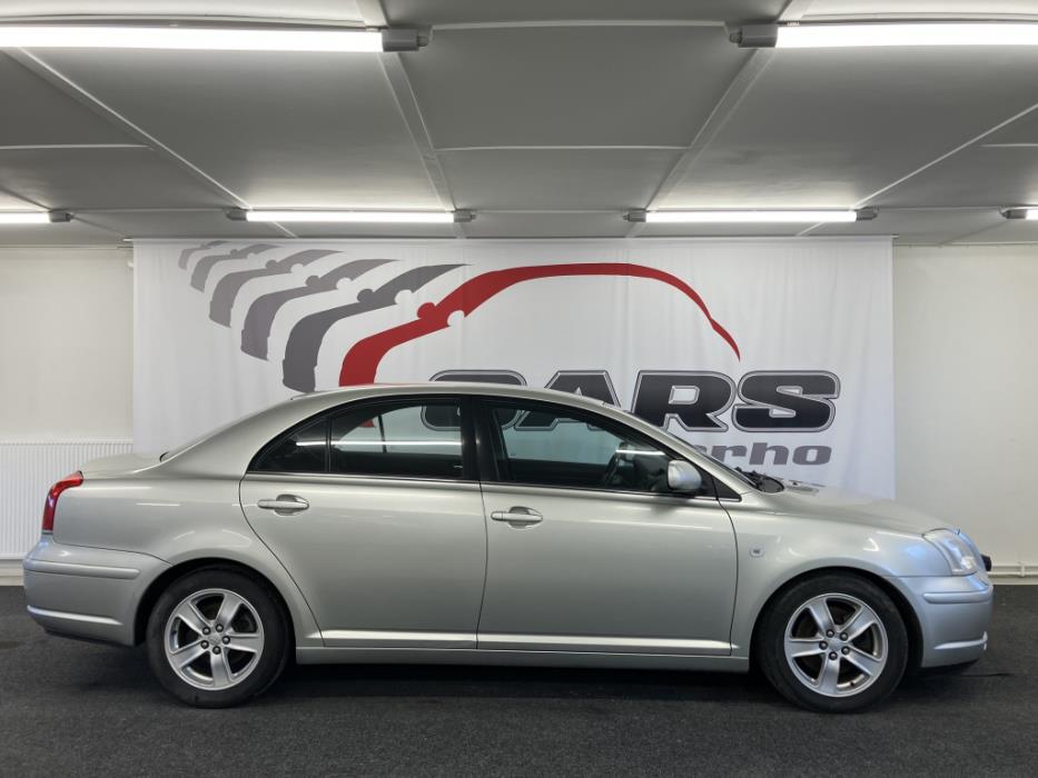 TOYOTA Avensis 2006