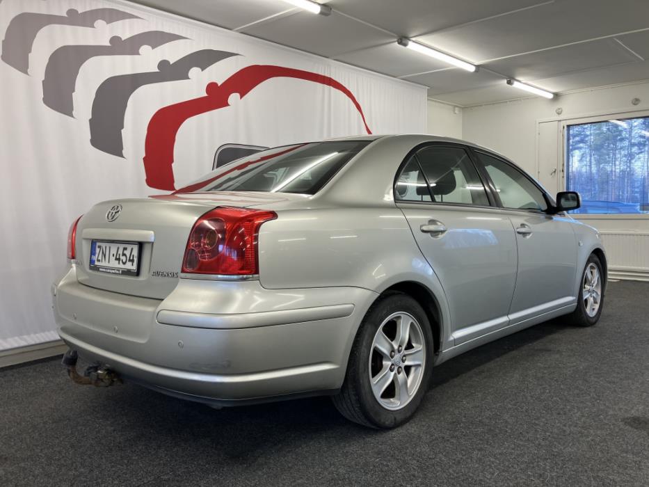 TOYOTA Avensis 2006