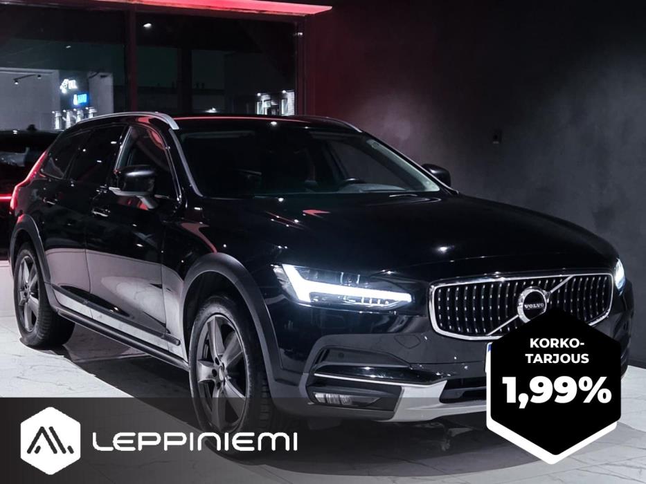 VOLVO V90 Cross Country 2018