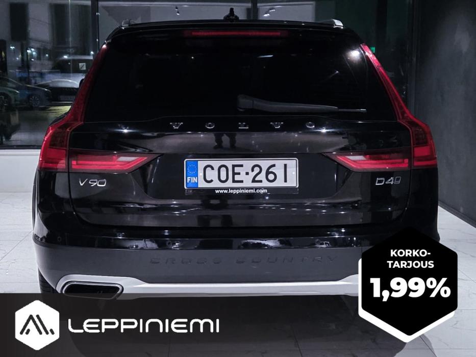 VOLVO V90 Cross Country 2018