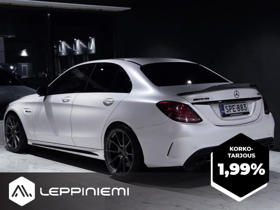 MERCEDES-BENZ C 63 AMG 2017