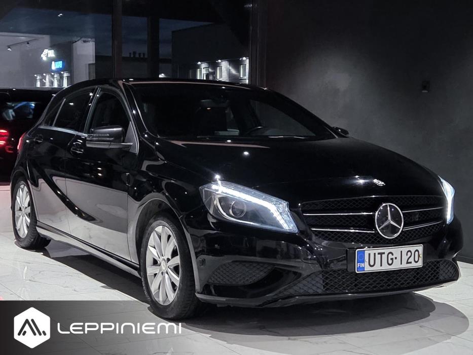 MERCEDES-BENZ A 2012