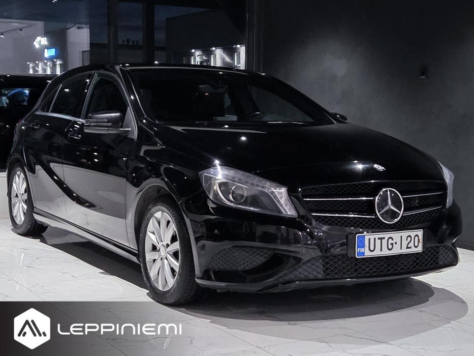 MERCEDES-BENZ A 2012