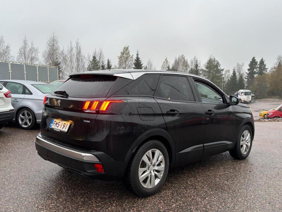PEUGEOT 3008 2017