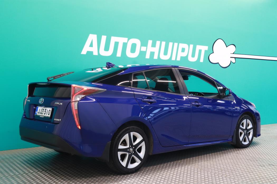 TOYOTA Prius 2016