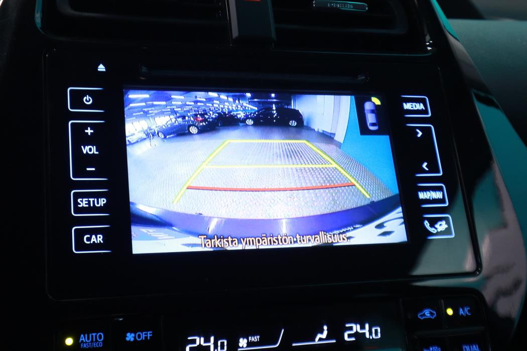 TOYOTA Prius 2016